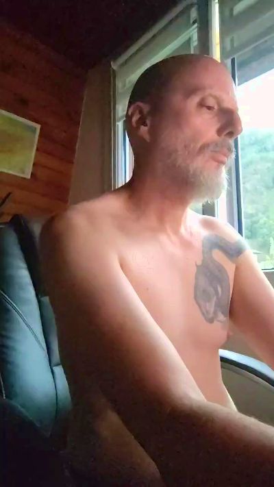 game64000 live cam on Cam4