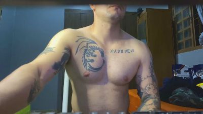 gamer_lol03 live cam on Cam4