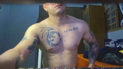 gamer_lol03 live cam on Cam4