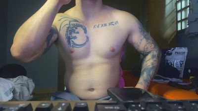 gamer_lol03 live cam on Cam4