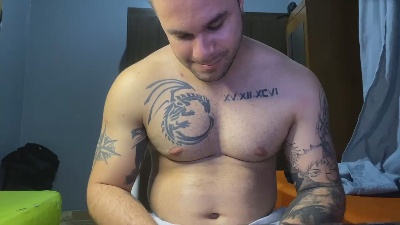 gamer_lol03 live cam on Cam4