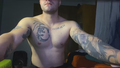 gamer_lol03 live cam on Cam4