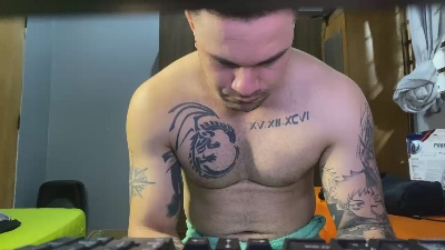 gamer_lol03 live cam on Cam4