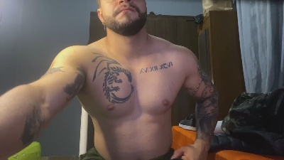 gamer_lol03 live cam on Cam4