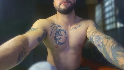 gamer_lol03 live cam on Cam4