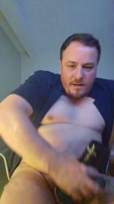 garycoc live cam on Cam4