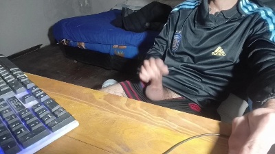 gastonfi live cam on Cam4