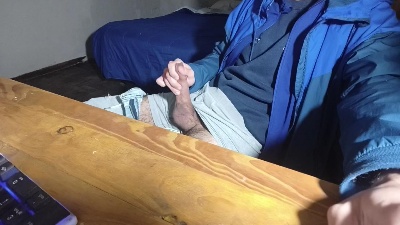 gastonfi live cam on Cam4