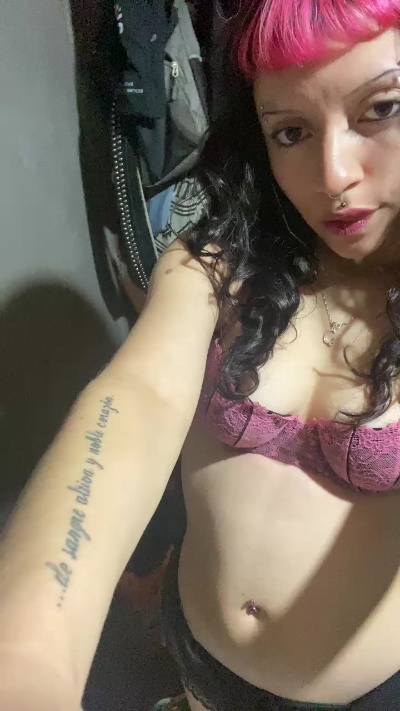 gatadulce44 live cam on Cam4