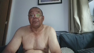 gatobravo56 live cam on Cam4