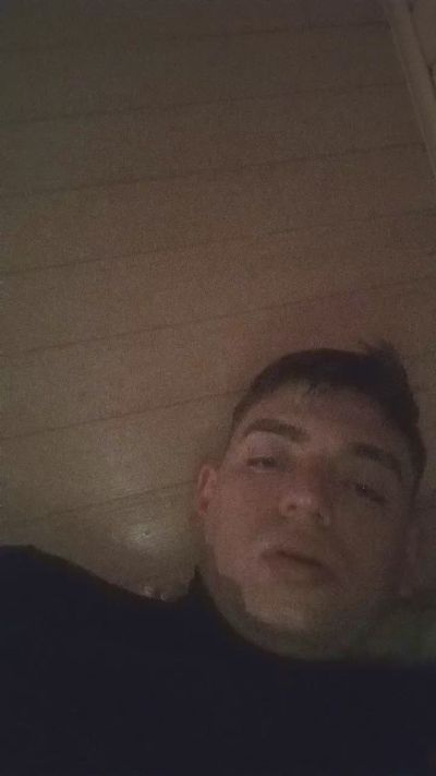 gaucho_98 live cam on Cam4