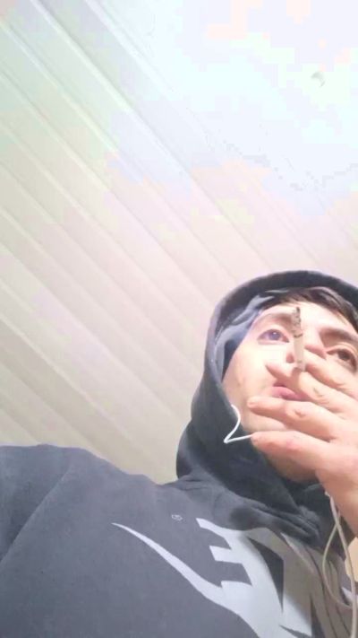 gaucho_98 live cam on Cam4
