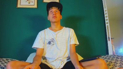 gaze_dream live cam on Cam4