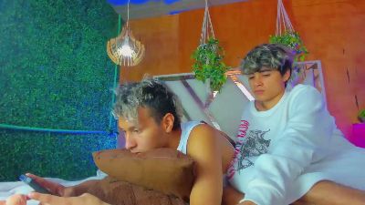 gaze_dream live cam on Cam4