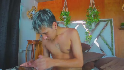 gaze_dream live cam on Cam4