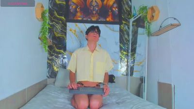 gaze_dream live cam on Cam4