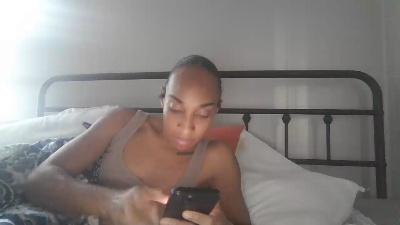 geneviveeee live cam on Cam4