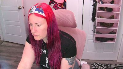 gennyrock live cam on Cam4