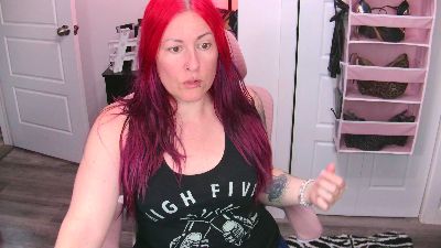 gennyrock live cam on Cam4