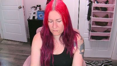 gennyrock live cam on Cam4