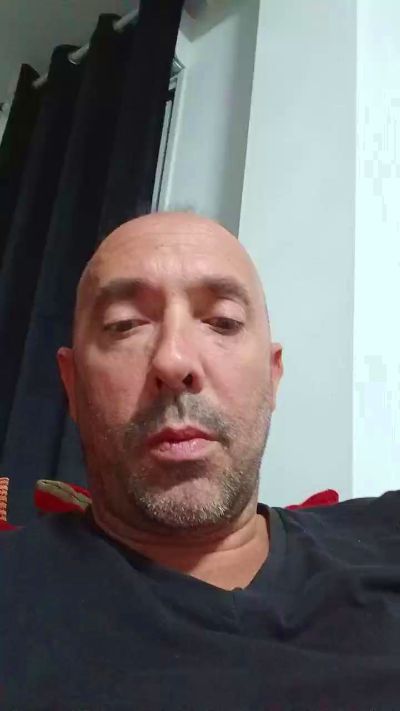 gentleman7921 live cam on Cam4