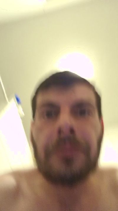 george2522 live cam on Cam4
