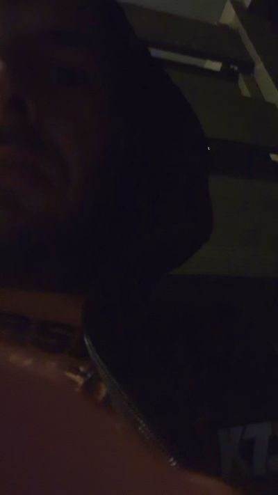 george2522 live cam on Cam4