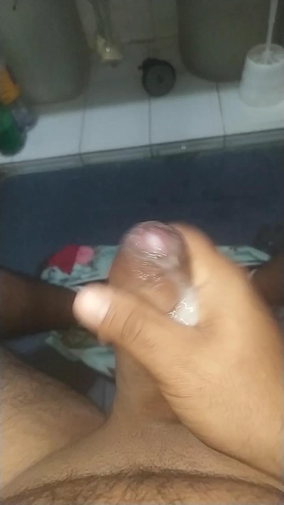 gerardo2305 live thumbnail