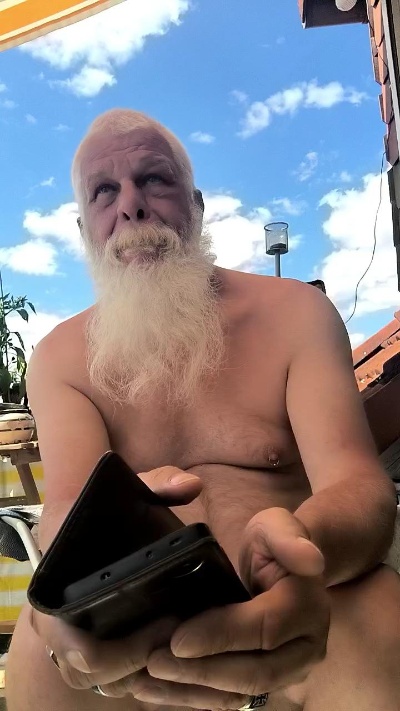 germanman66 live cam on Cam4