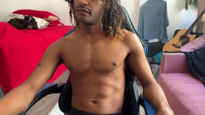 gerson229 live cam on Cam4