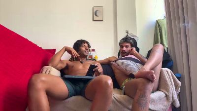 gerson229 live cam on Cam4