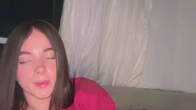 ggwatafashnele live cam on Cam4