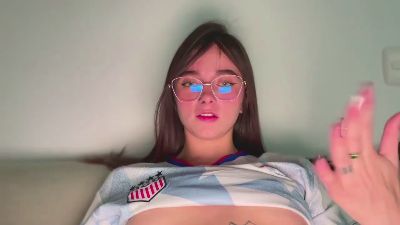 ggwatafashnele live cam on Cam4