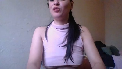 ghibligirl2 live cam on Cam4