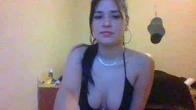 ghibligirl2 live cam on Cam4