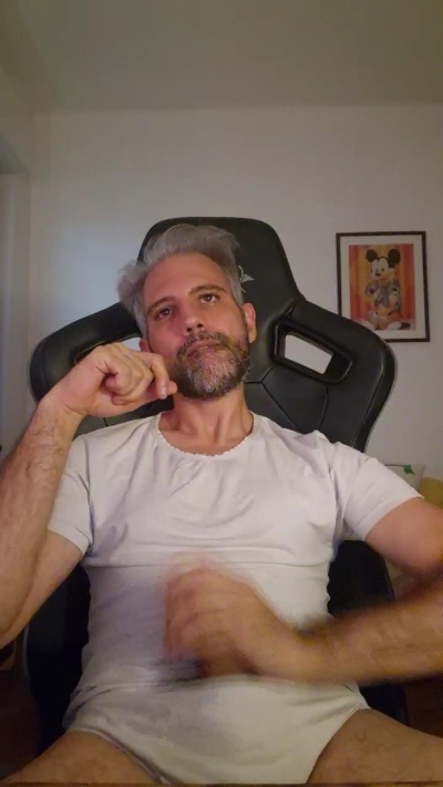 ghifrit live cam on Cam4