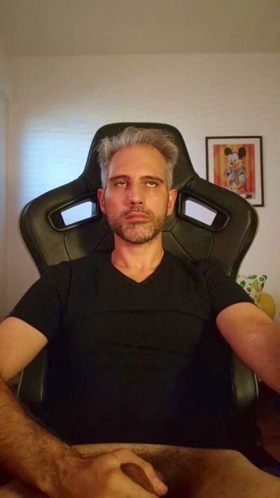 ghifrit live cam on Cam4