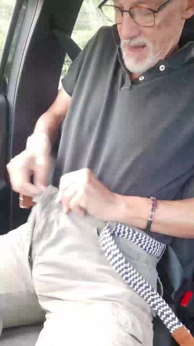ghislain59006h3 live cam on Cam4