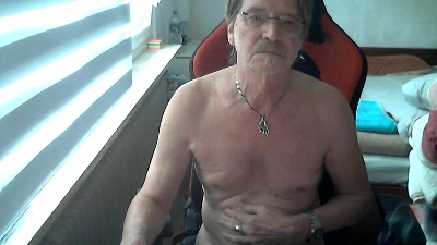 ghost345 live cam on Cam4