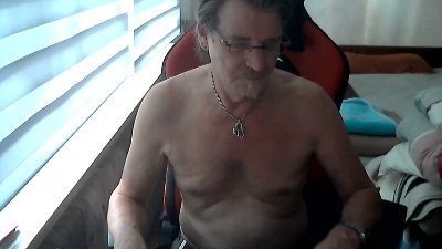 ghost345 live cam on Cam4