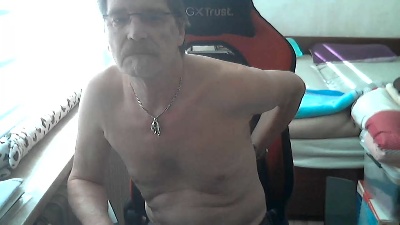 ghost345 live cam on Cam4