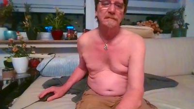ghost345 live cam on Cam4