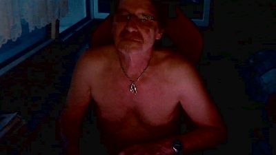 ghost345 live cam on Cam4