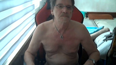 ghost345 live cam on Cam4