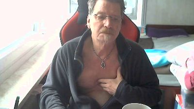 ghost345 live cam on Cam4