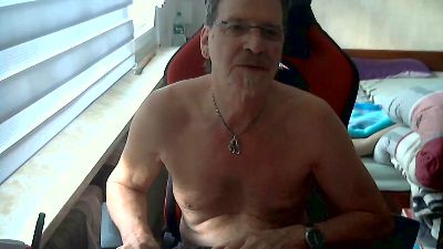 ghost345 live cam on Cam4