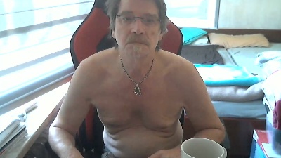 ghost345 live cam on Cam4