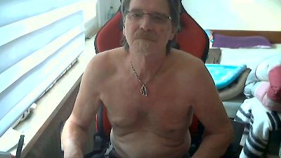 ghost345 live cam on Cam4