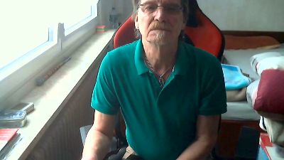ghost345 live cam on Cam4