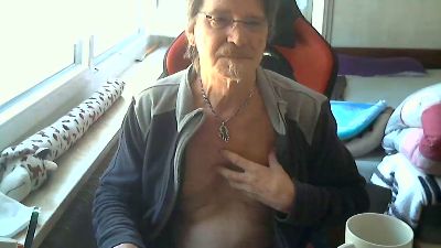 ghost345 live cam on Cam4